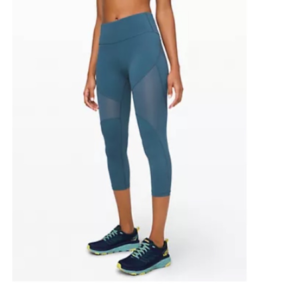 Hot Pursuit High-Rise Crop 21”